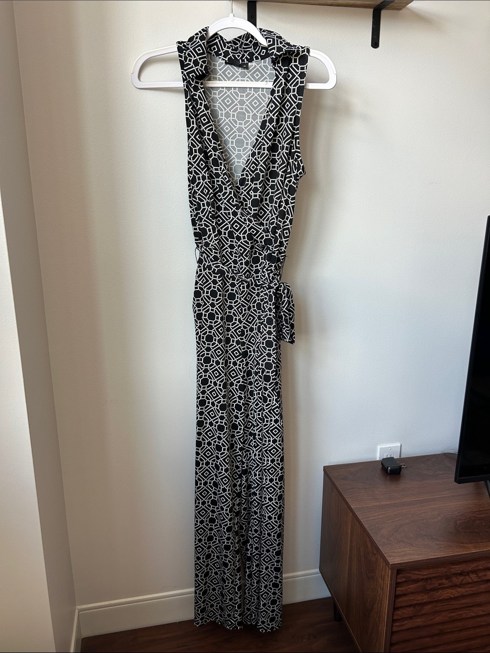 Nina Leonard Black and White Geometric Wrap Jumpsuit with Collar & Pockets!